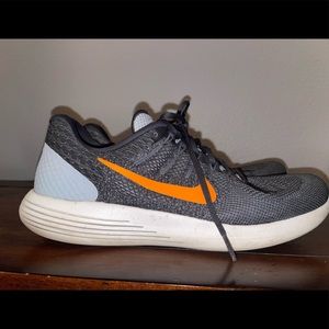 Men’s Nike LUNARGLIDE 8 sneakers